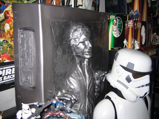 Illustration for article titled Star Wars Collection "Appraised" At $120,000 Up For Sale